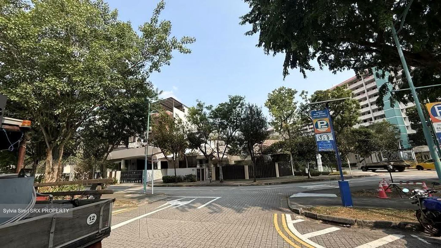 Pasir Panjang Gardens (D5), Shop House #607852381